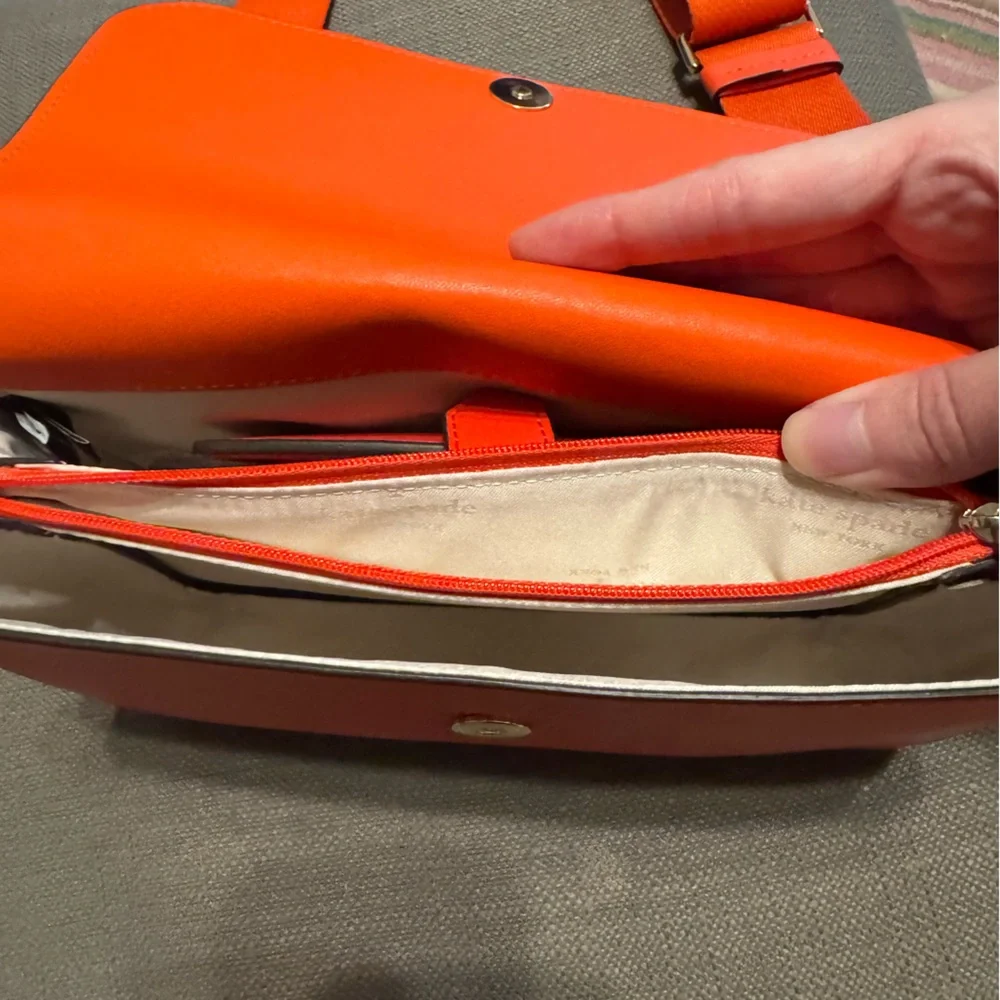 Kate Spade Buddie Smooth Leather Shoulder Bag Magma NWT - Picture 9 of 10